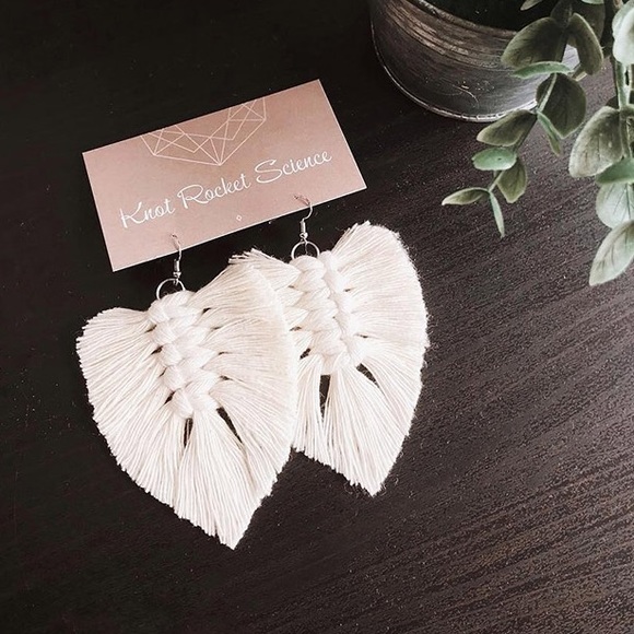 Simply Lotus Jewelry - ❗️LAST ONE❗️Boho Tassel Dangle Earrings [P]
